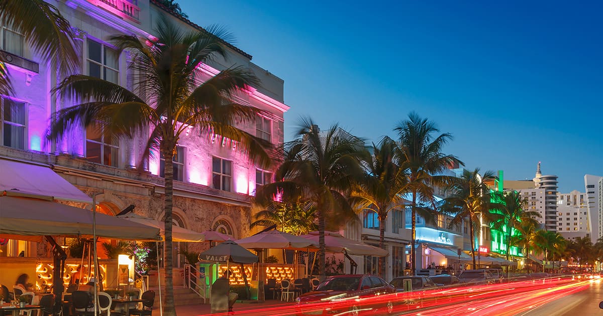 Pasajes y vuelos baratos a Miami LATAM Airlines