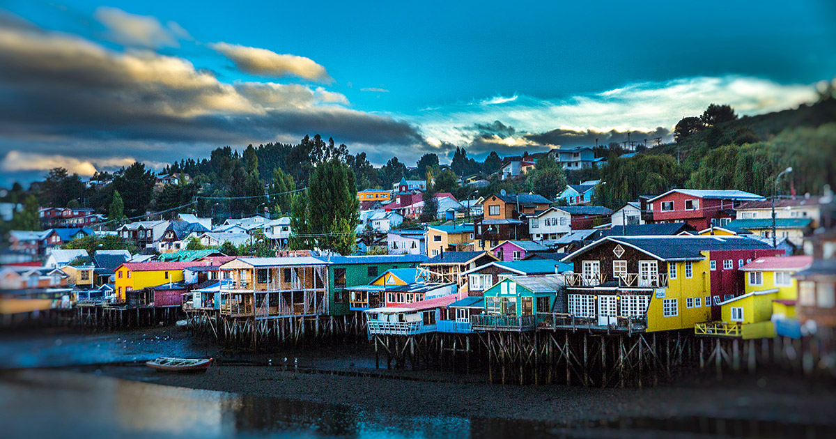 Pasajes y vuelos baratos a Castro, Chiloé | LATAM Airlines