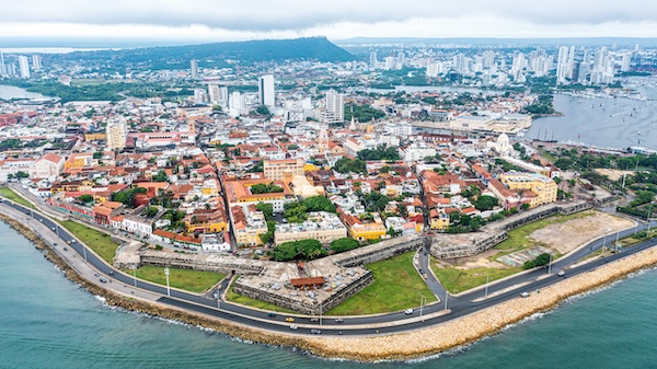 Vuelos desde Lima a Cartagena de Indias con LATAM Perú