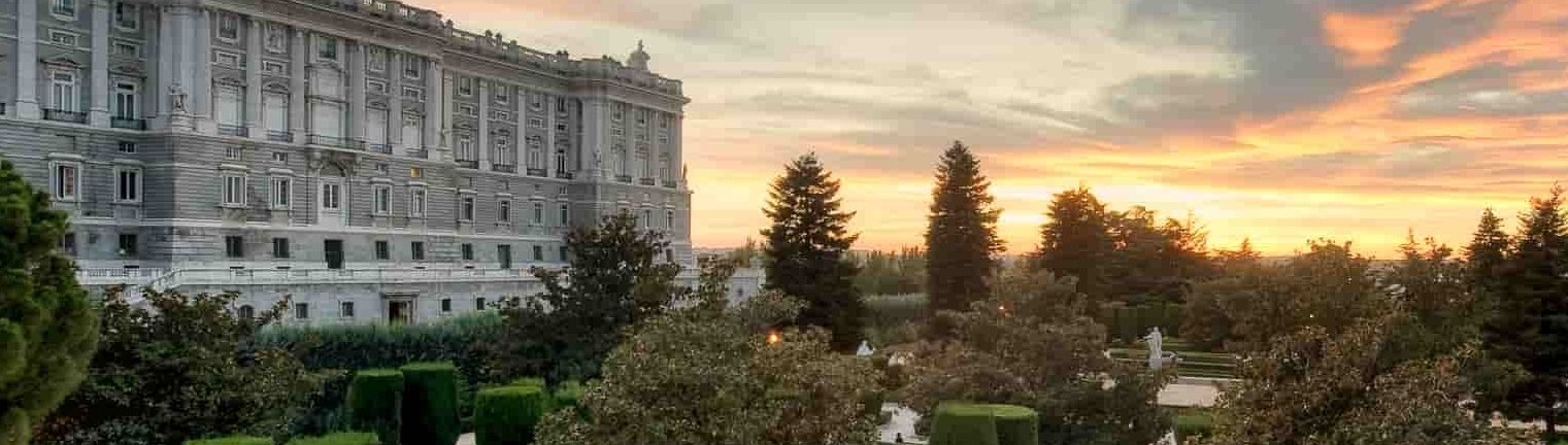 Voos para Madrid com a LATAM