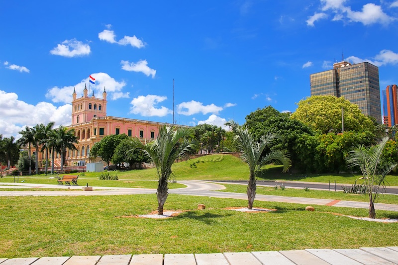 Vuelos desde Lima a Asunción con LATAM Perú