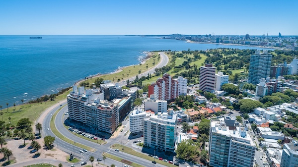 Voos de São Paulo para Montevidéu com LATAM