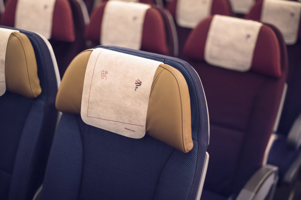 Economy Cabin | LATAM Airlines