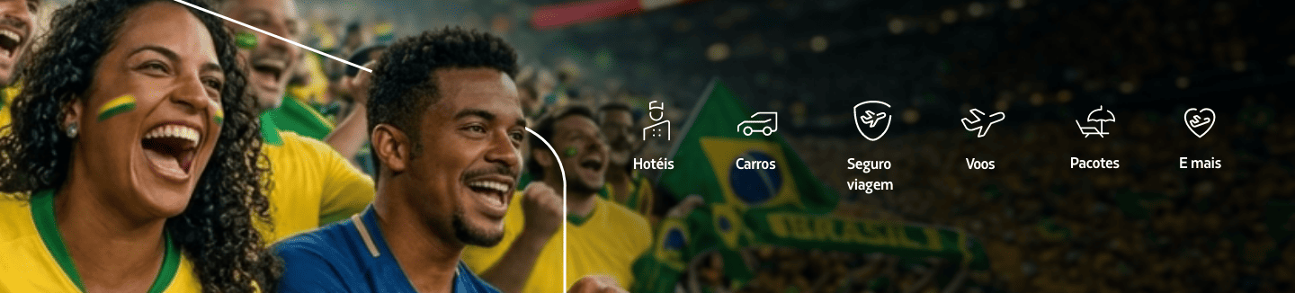 Torcedores brasileiros comemorando em um estádio; à direita, ícones de Hotéis, Carros, Assistência de viagem, Voos, Pacotes e mais.